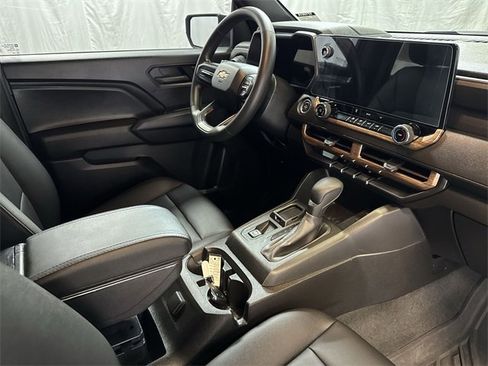 Used 2023 Chevrolet Colorado W/T image 26