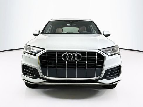 Used 2023 Audi Q7 2.0T Premium w/ Towing Package AWD/4WD image 5