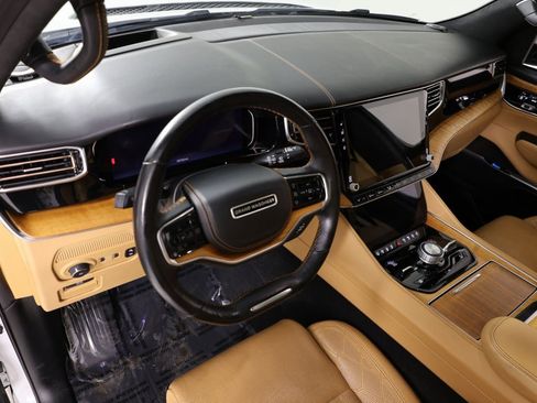 Used 2022 Jeep Grand Wagoneer Series III w/ Rear Seat Video Group 1 image 25