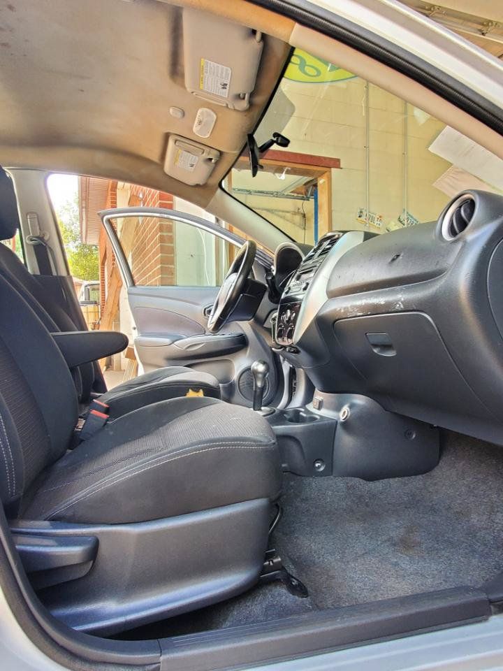 Used 2018 Nissan Versa SV w/ SV Special Edition Package FWD image 15