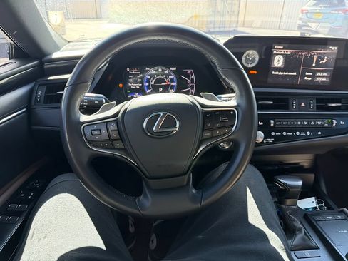 Used 2022 Lexus ES 350 w/ Accessory Package FWD image 12