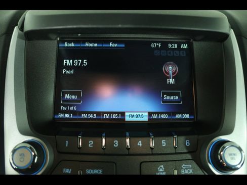 Used 2017 Chevrolet Equinox LT AWD/4WD image 27