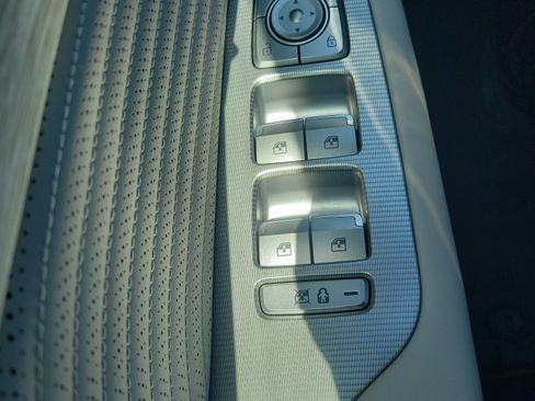Used 2025 Hyundai Palisade Calligraphy AWD/4WD image 22