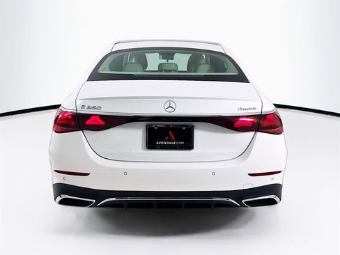 Certified 2025 Mercedes-Benz E 350 4MATIC Sedan image 7