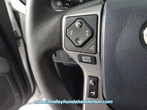 Used 2019 Toyota Tacoma SR5 AWD/4WD image 25