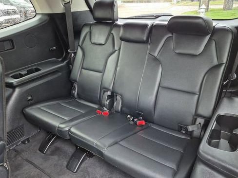 Used 2025 Kia Telluride S image 24