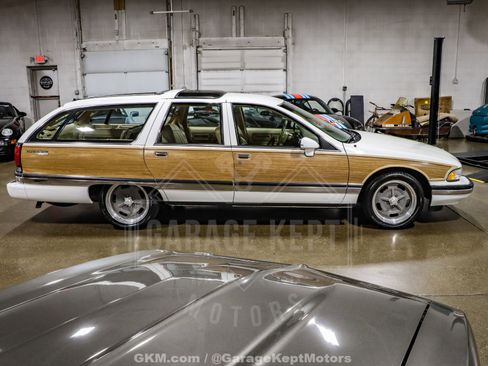 Used 1992 Buick Roadmaster Estate image 10