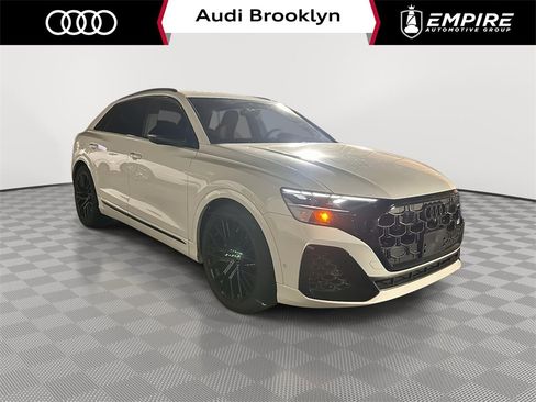 Used 2024 Audi SQ8 Premium Plus w/ S Sport Package image 3