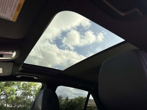 Used 2022 Mercedes-Benz GLE 350 4MATIC image 28