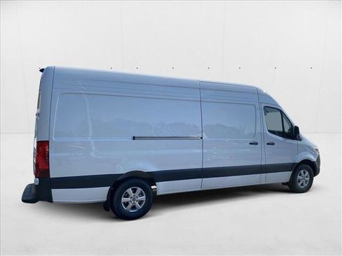 New 2025 Mercedes-Benz Sprinter 2500 image 8