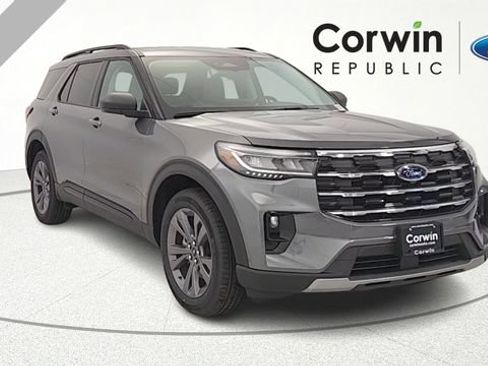 New 2026 Ford Explorer Active w/ Active Comfort Package AWD/4WD image 1