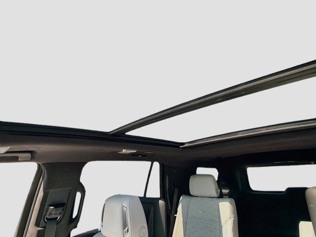 Certified 2025 Cadillac Escalade Sport Platinum w/ LPO, ONYX Package AWD/4WD image 15