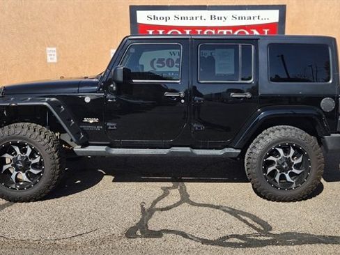 Used 2016 Jeep Wrangler Unlimited Sahara w/ Connectivity Group image 1