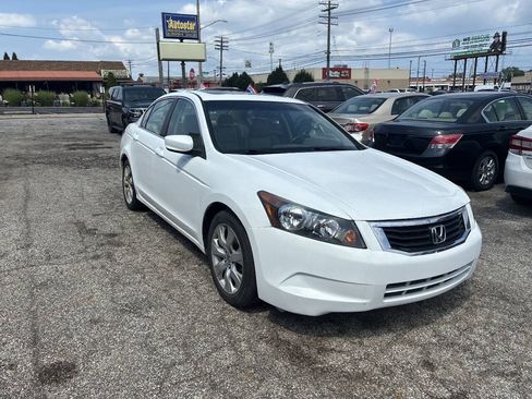 Used 2010 Honda Accord EX-L image 3