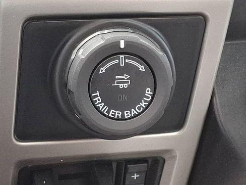 Used 2018 Ford F150 Lariat w/ Equipment Group 502A Luxury image 26