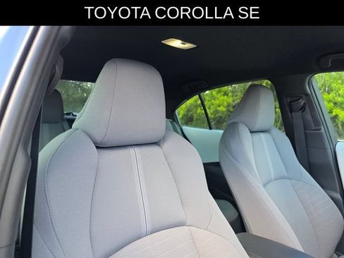 Used 2024 Toyota Corolla SE FWD image 11