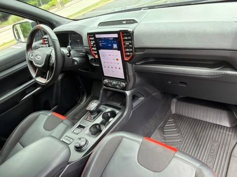 Certified 2025 Ford Ranger Raptor AWD/4WD image 18