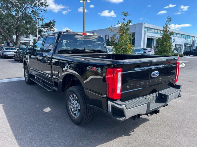 Used 2025 Ford F250 XLT AWD/4WD image 3