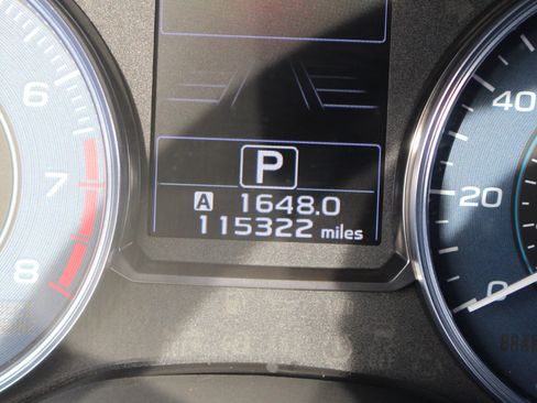 Used 2015 Subaru Impreza 2.0i Limited image 22