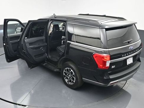 Used 2024 Ford Expedition XLT AWD/4WD image 46