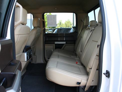 Used 2019 Ford F150 Lariat AWD/4WD image 28