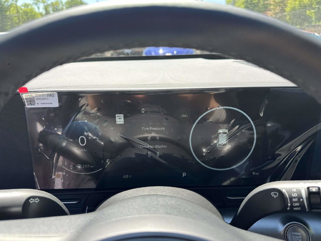 New 2026 Hyundai Kona Limited AWD/4WD image 25