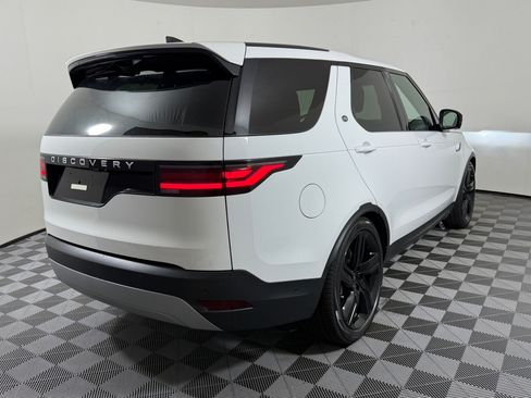 New 2026 Land Rover Discovery S AWD/4WD image 9