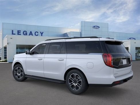 New 2026 Ford Expedition Max Active RWD image 4