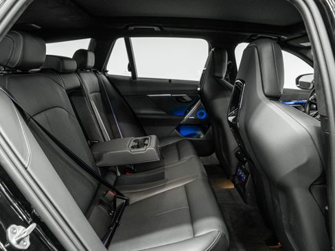 Used 2025 BMW M5 Touring w/ M Driver's Package AWD/4WD image 34