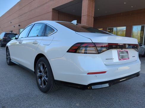 Certified 2025 Honda Accord EX-L image 10