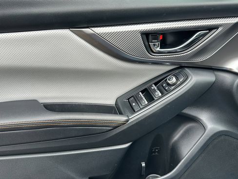 Used 2022 Subaru Crosstrek 2.5i Limited image 16