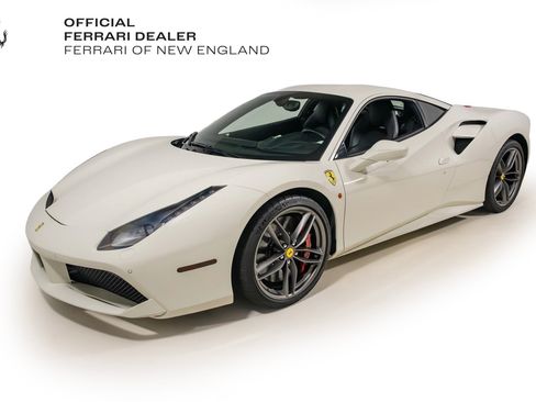 Certified 2017 Ferrari 488 GTB RWD image 1