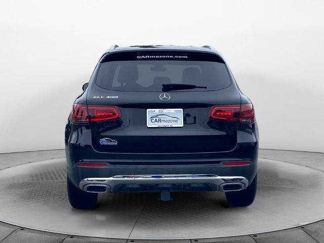 Used 2020 Mercedes-Benz GLC 300 image 4