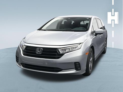 Used 2021 Honda Odyssey EX image 3