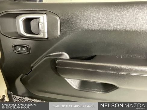 Used 2020 Jeep Gladiator Sport w/ Quick Order Package 24S image 19