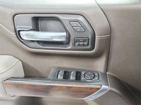 Used 2021 GMC Sierra 1500 SLT w/ SLT Premium Package image 31