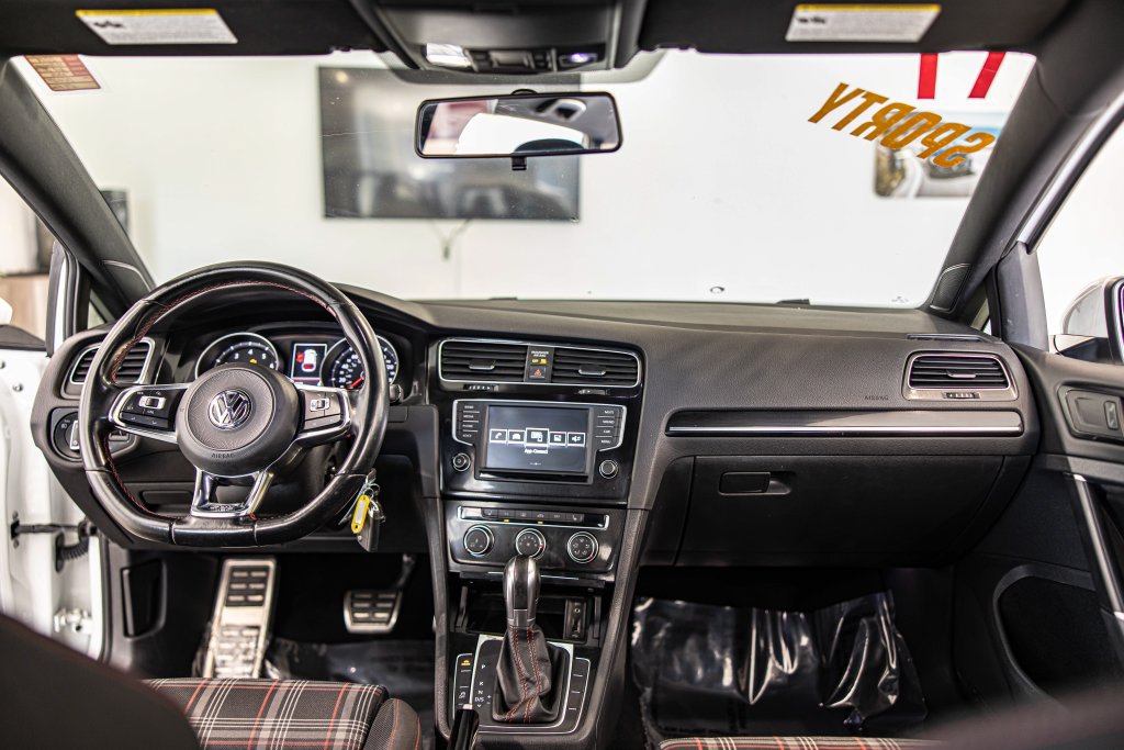 Used 2017 Volkswagen GTI S FWD image 30