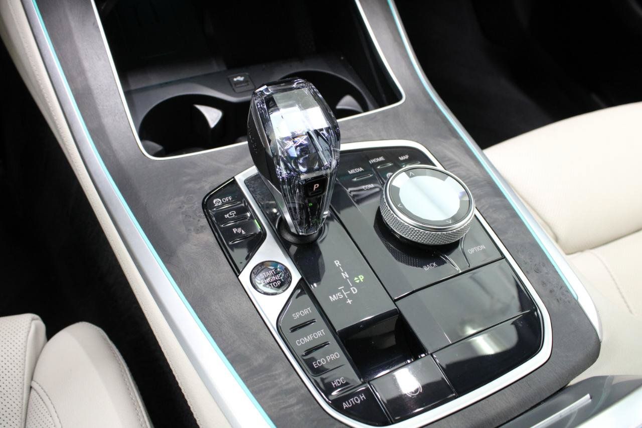 Used 2022 BMW X5 xDrive40i w/ M Sport Package AWD/4WD image 68