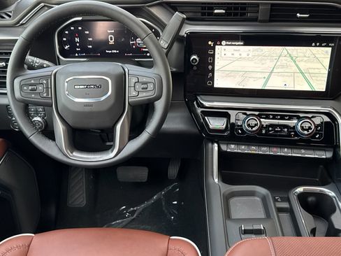 New 2026 GMC Sierra 2500 Denali Ultimate AWD/4WD image 14