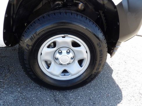 Used 2022 Toyota Tacoma SR image 56