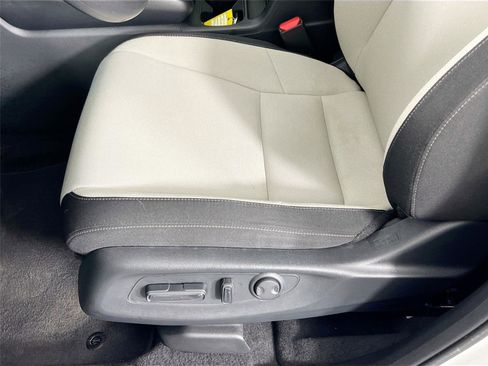 Used 2024 Honda CR-V EX image 18