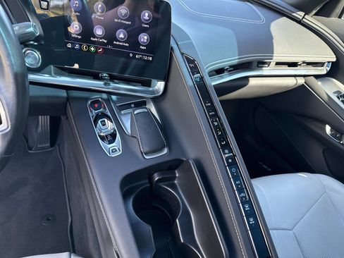 Used 2020 Chevrolet Corvette Stingray Coupe w/ 1LT image 21