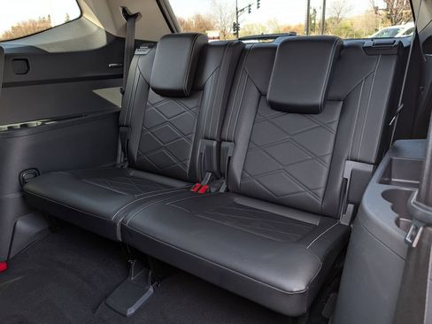 Used 2025 Volkswagen Atlas SE AWD/4WD image 26