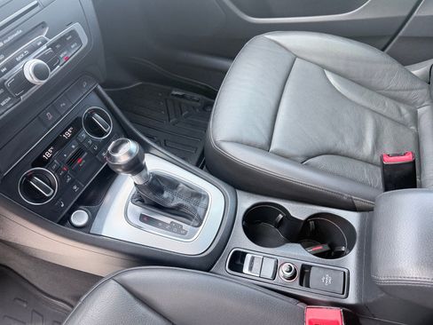 Used 2018 Audi Q3 2.0T Premium w/ Convenience Package FWD image 13