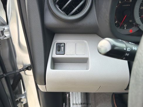 Used 2011 Toyota RAV4 2WD w/ Base L4 Extra Value Pkg image 15