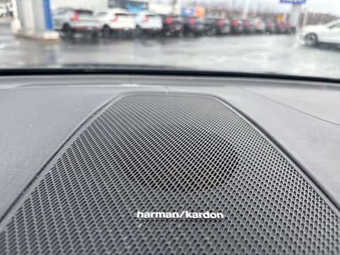 Used 2019 Volvo XC60 T6 Inscription image 24