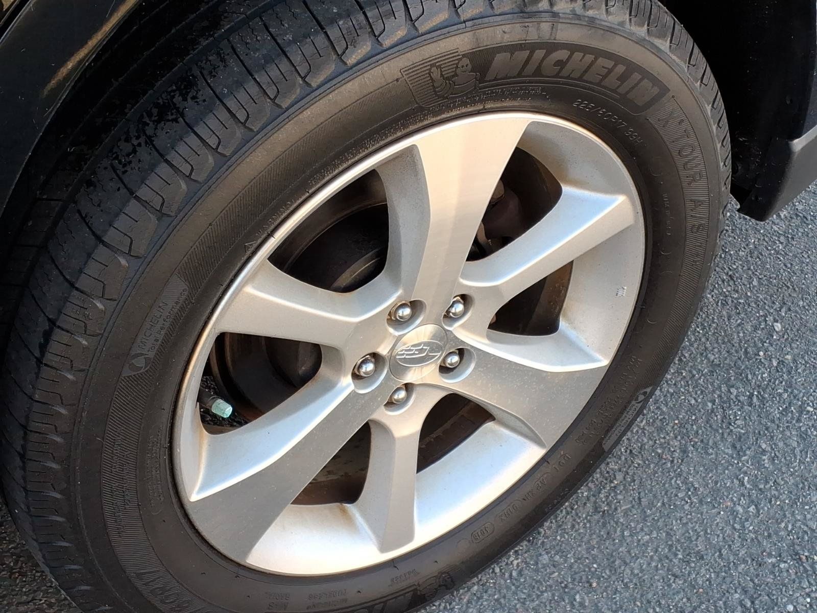 Used 2013 Subaru Outback 2.5i Limited AWD/4WD image 10