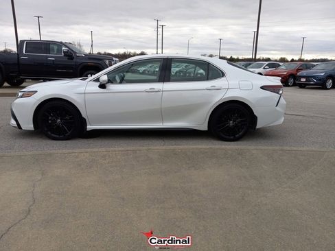 Used 2023 Toyota Camry XSE w/ Cold Weather Package image 13