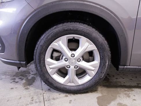 Certified 2024 Honda HR-V LX image 11