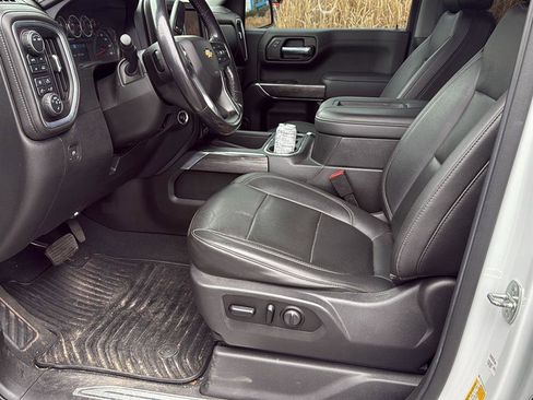 Used 2021 Chevrolet Silverado 1500 LTZ w/ LTZ Convenience Package II image 8